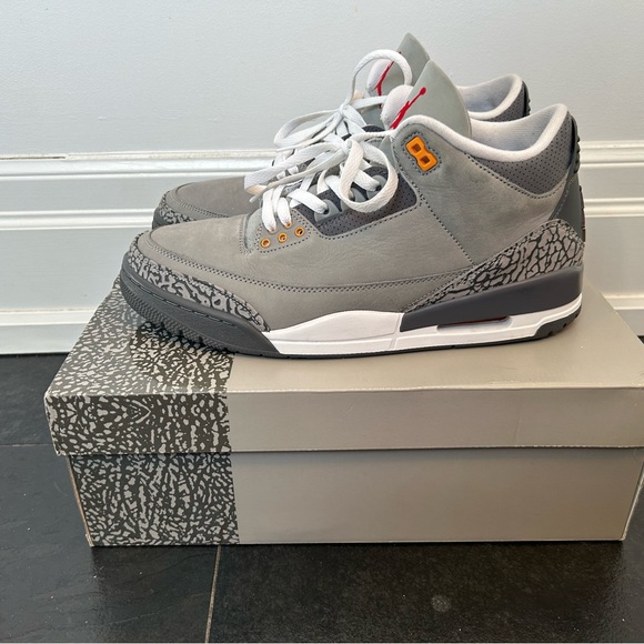 Jordan 3 Cool Grey - Picture 3 of 8